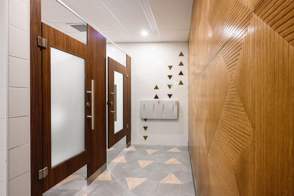 CKTL - 330 Bay St. - Boreal Architectural Ltd. - Custom Toilet Partitions Toronto/GTA